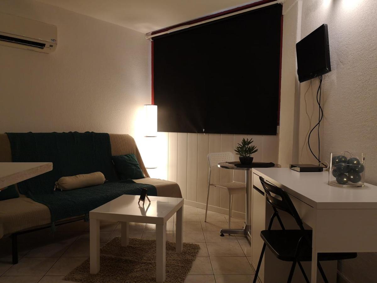 Studio A 15 Minutes Des Plages Ла-Валетт-дю-Вар Екстер'єр фото