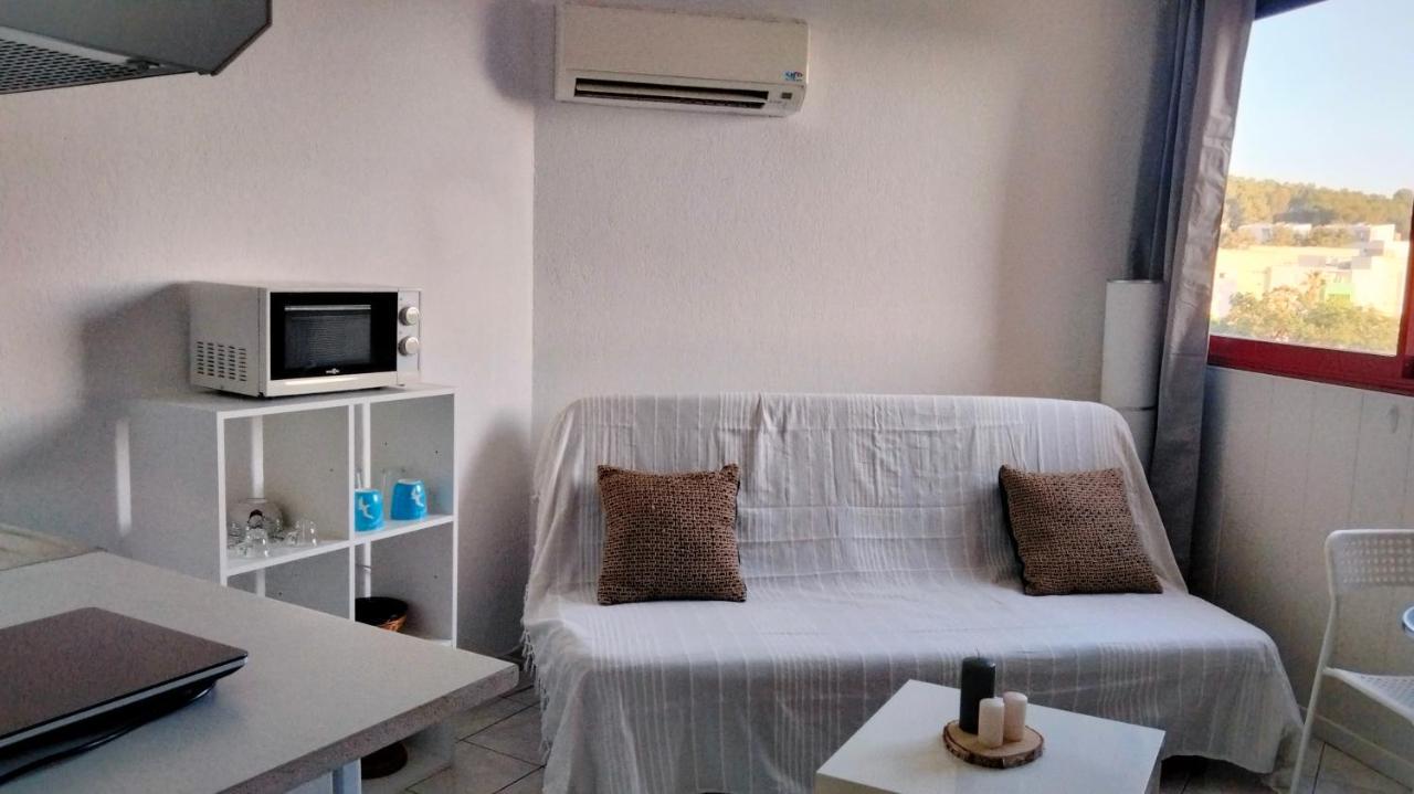 Studio A 15 Minutes Des Plages Ла-Валетт-дю-Вар Екстер'єр фото